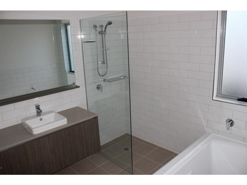 19a Lord Howe Avenue, Shell Cove NSW 2529
