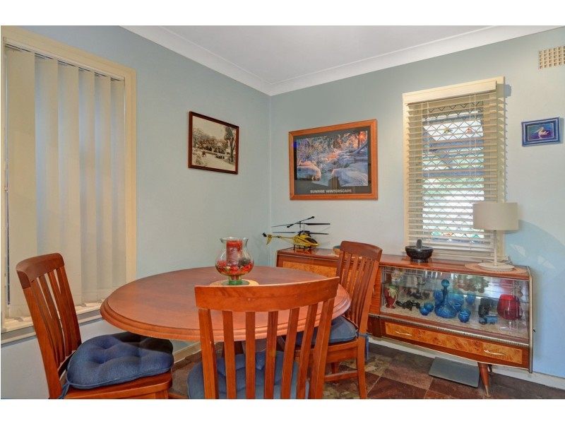 91 Bradman Avenue, Warilla NSW 2528