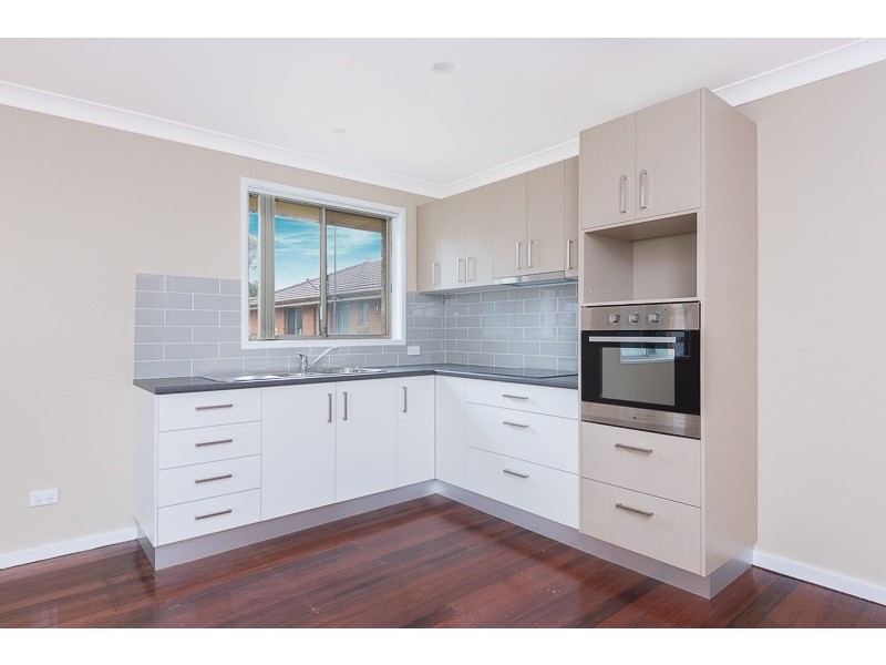 3/104 Parkes Street, Oak Flats NSW 2529