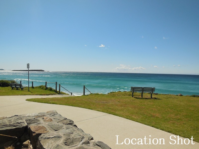 90 Little Lake Crescent, Warilla NSW 2528