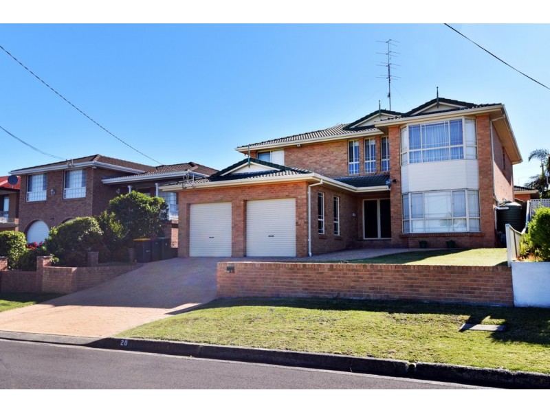 20 Phillip Crescent, Barrack Heights NSW 2528