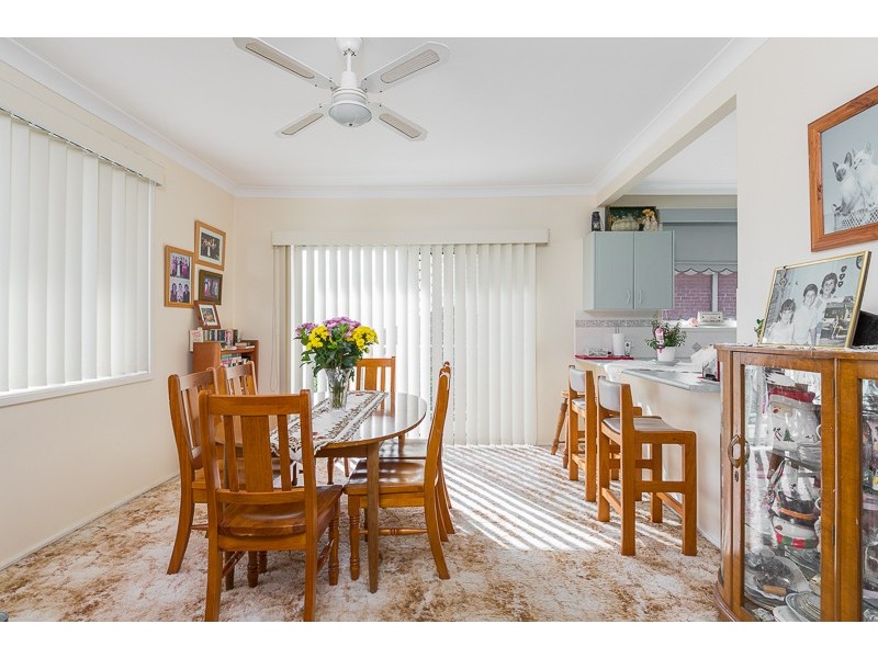 4 Phillip Crescent, Barrack Heights NSW 2528