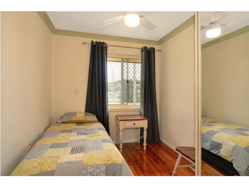 5 Landy Drive, Mount Warrigal NSW 2528