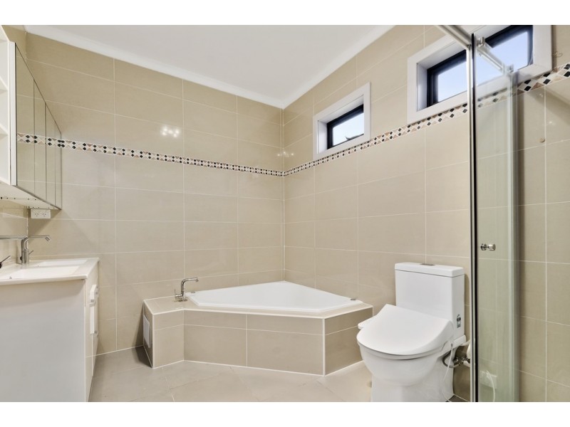 43 Tripoli Way, Albion Park NSW 2527