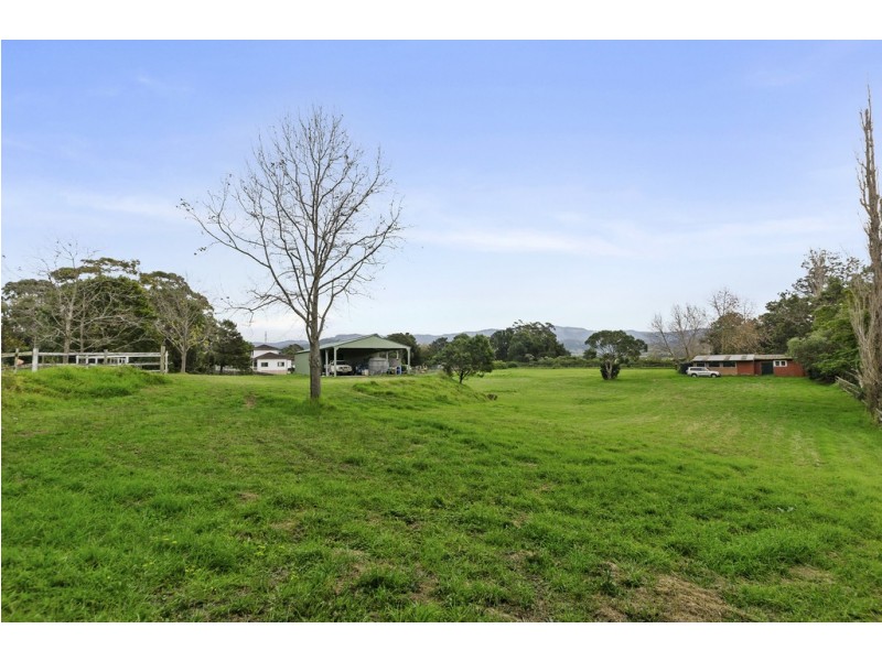 43 Tripoli Way, Albion Park NSW 2527