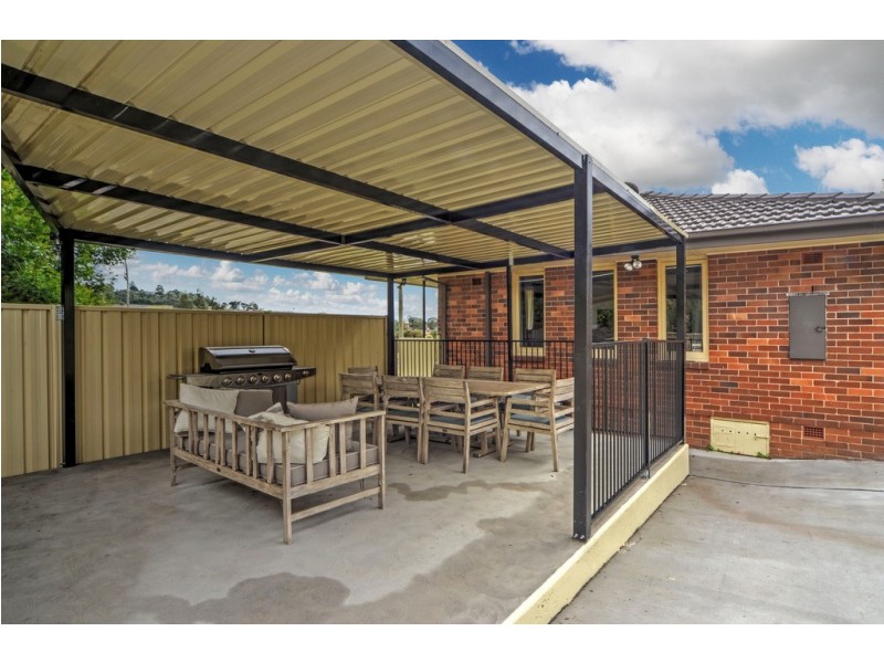 5 Landy Drive, Mount Warrigal NSW 2528