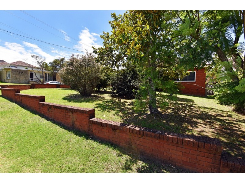 111 Robsons Road, West Wollongong NSW 2500