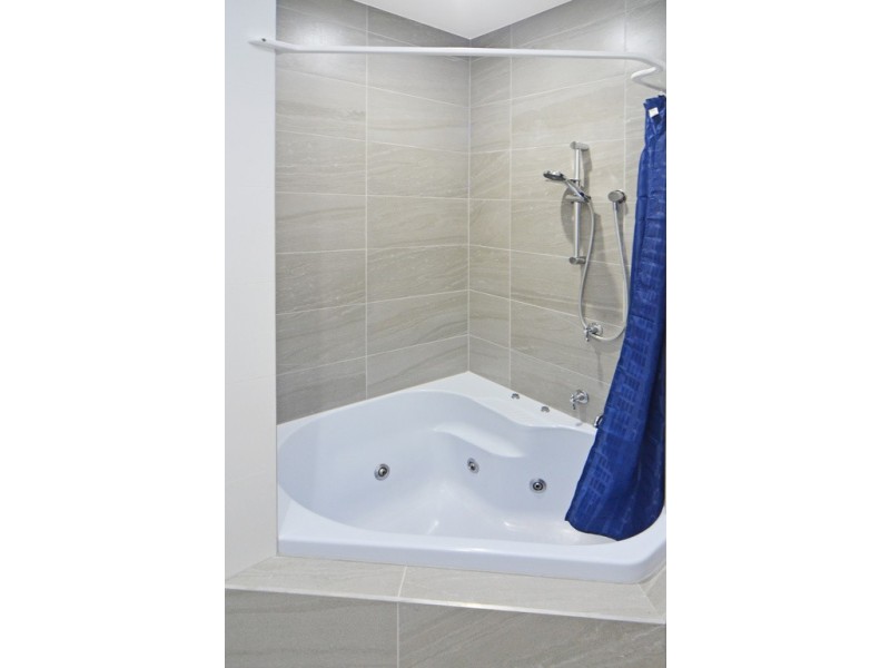 22 Roberts Avenue, Barrack Heights NSW 2528