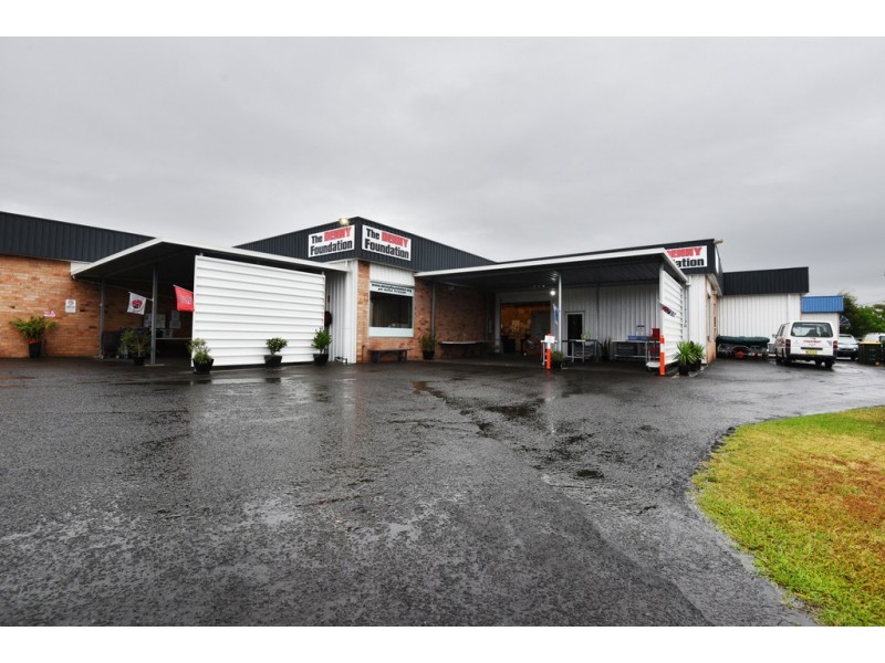 4/2 Commerce Drive, Lake Illawarra NSW 2528