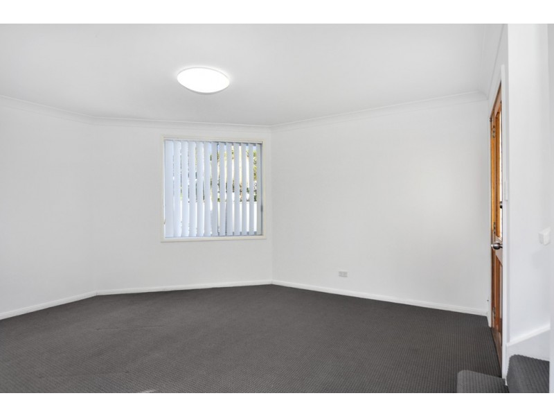 2/39 Terry Avenue, Warilla NSW 2528