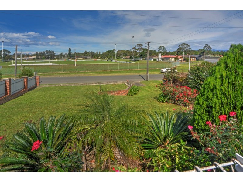 27 Fairymeadow Parkway, Primbee NSW 2502