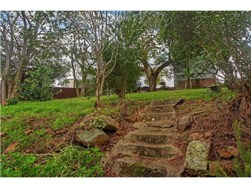 27 Fairymeadow Parkway, Primbee NSW 2502