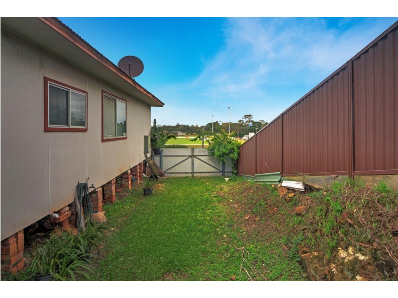 27 Fairymeadow Parkway, Primbee NSW 2502