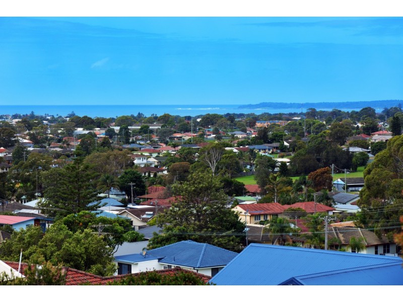 31 Matthews Drive, Mount Warrigal NSW 2528