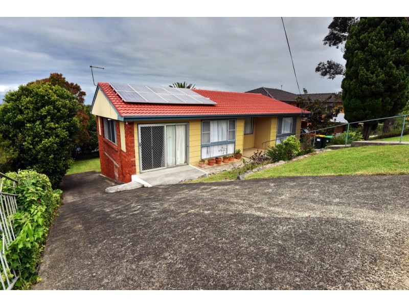 31 Matthews Drive, Mount Warrigal NSW 2528