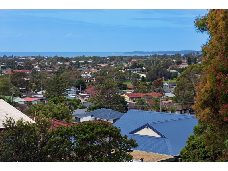 31 Matthews Drive, Mount Warrigal NSW 2528