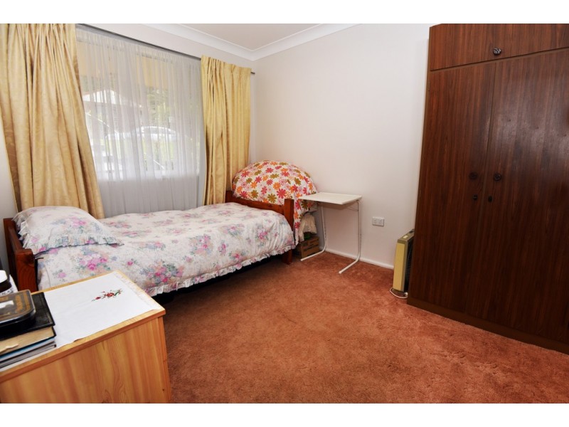 31 Matthews Drive, Mount Warrigal NSW 2528