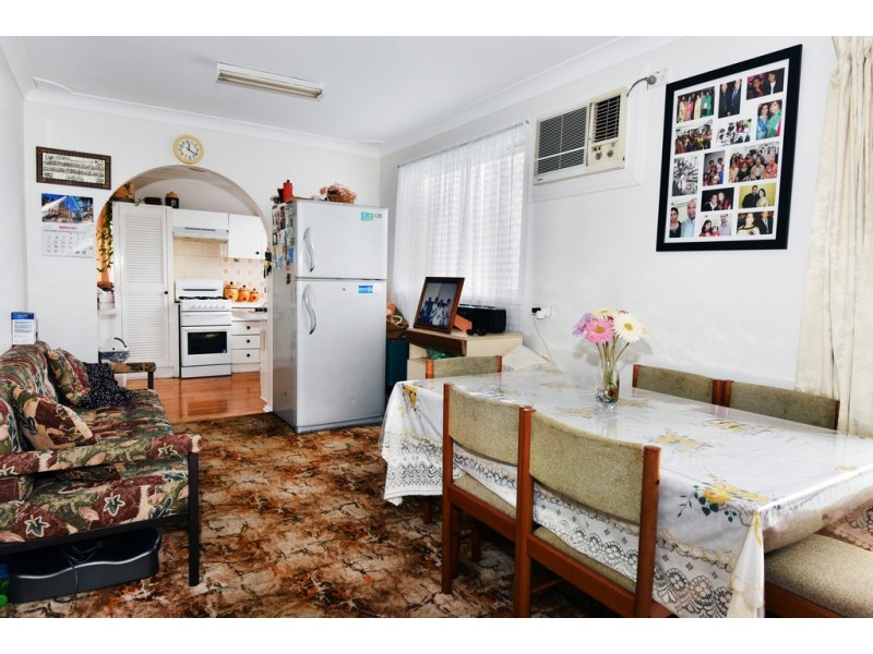 31 Matthews Drive, Mount Warrigal NSW 2528