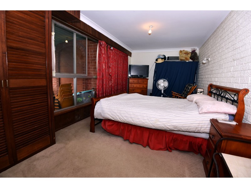 31 Matthews Drive, Mount Warrigal NSW 2528