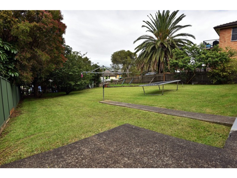 31 Matthews Drive, Mount Warrigal NSW 2528
