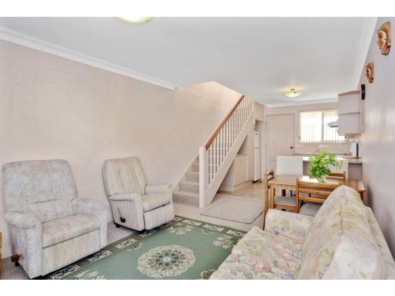 4/88 Kurrajong Street, Windang NSW 2528