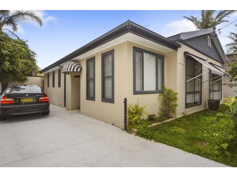 34 Peterborough Avenue, Lake Illawarra NSW 2528