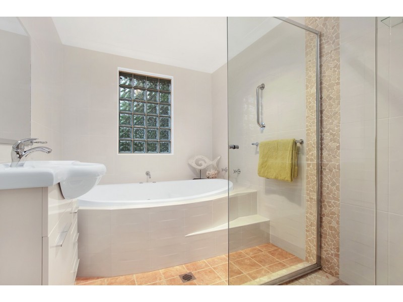 97B The Boulevarde, Oak Flats NSW 2529