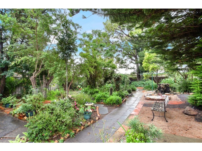 2 Owen Park Road, Bellambi NSW 2518