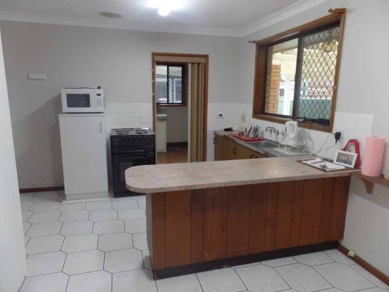 14 Bourke Avenue, Barrack Heights NSW 2528