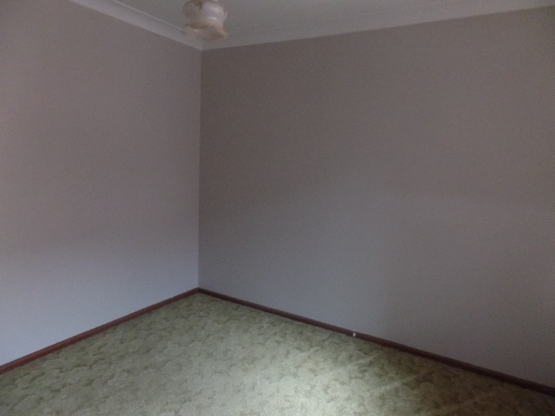 14 Bourke Avenue, Barrack Heights NSW 2528