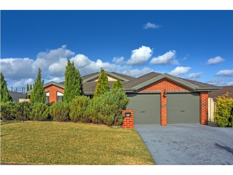 11 Monkhouse Parade, Shell Cove NSW 2529