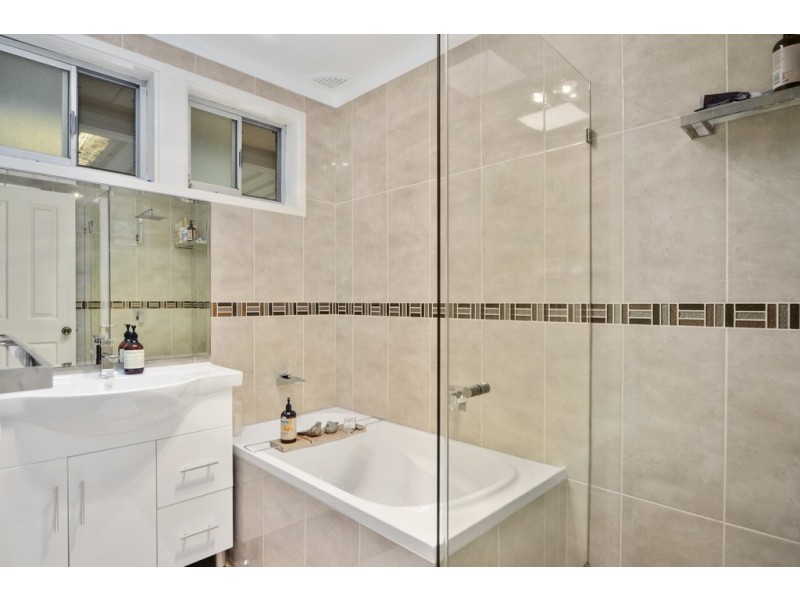 53 Messenger Road, Barrack Heights NSW 2528