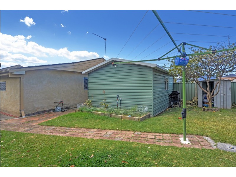 53 Messenger Road, Barrack Heights NSW 2528