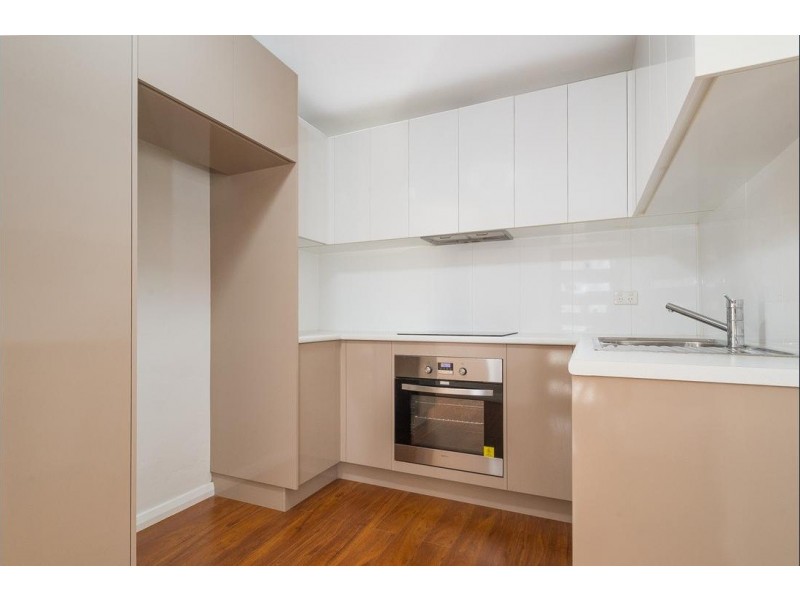 72 Weringa Avenue, Lake Heights NSW 2502