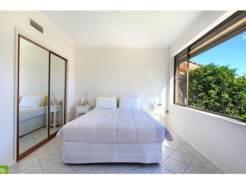 26 Osborne Parade, Warilla NSW 2528