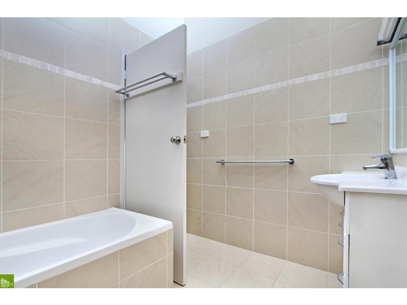 26 Osborne Parade, Warilla NSW 2528
