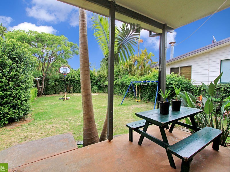 38 Woodford Avenue, Warilla NSW 2528