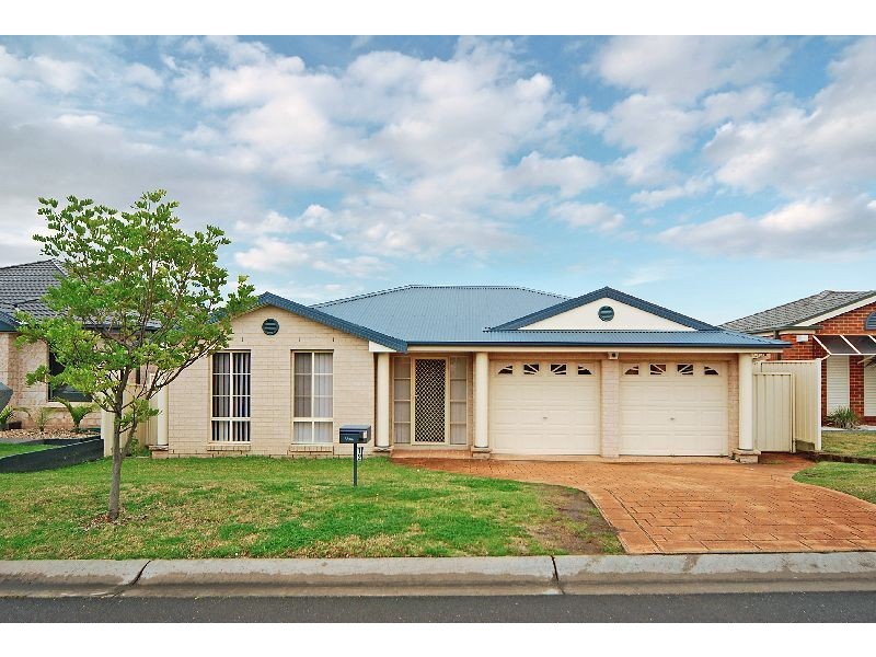 12 Pickersgill Way, Shell Cove NSW 2529