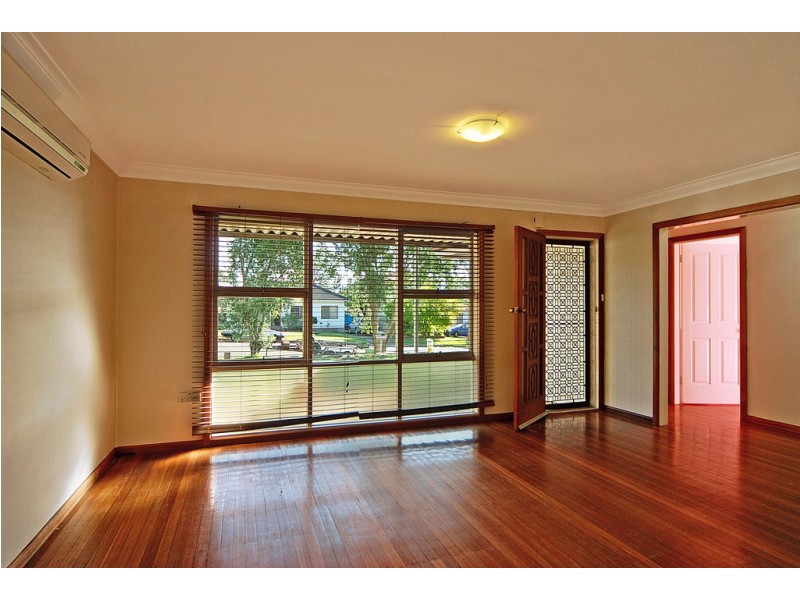 14 Eleanor Avenue, Oak Flats NSW 2529