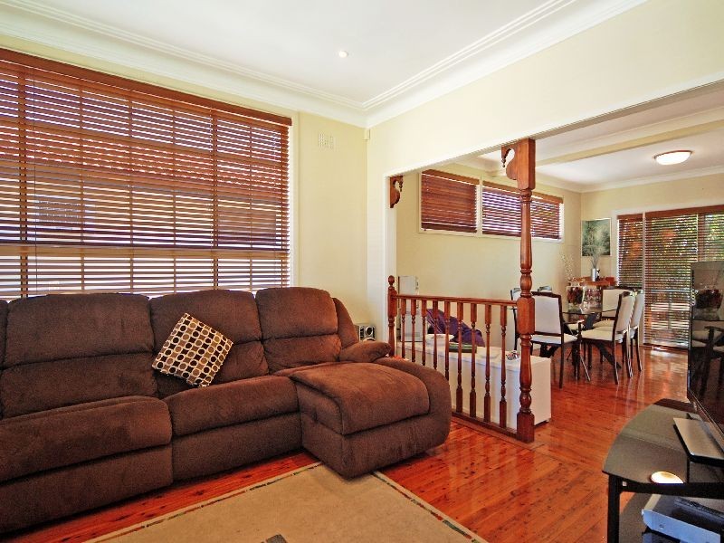 34 McGregor Avenue, Barrack Heights NSW 2528
