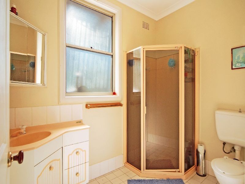 34 McGregor Avenue, Barrack Heights NSW 2528