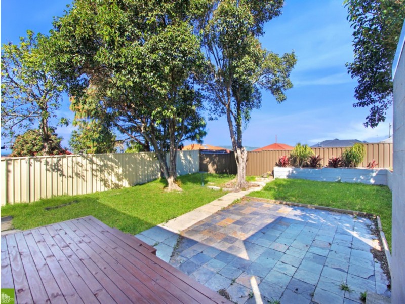 14 Second Avenue North, Warrawong NSW 2502