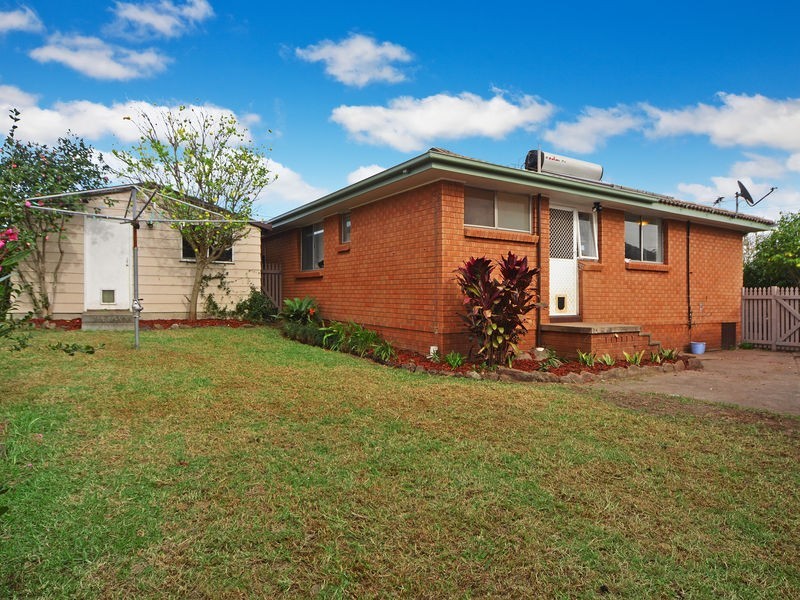 21 Hayes Avenue, Mount Warrigal NSW 2528