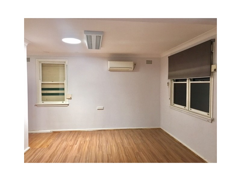 32 Lake Entrance Road, Warilla NSW 2528