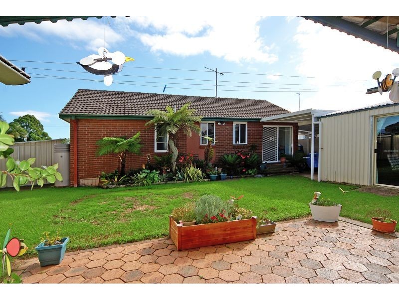 Barrack Heights NSW 2528