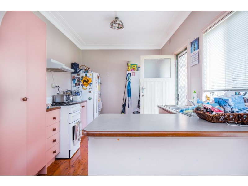 8 Kiara Place, Primbee NSW 2502