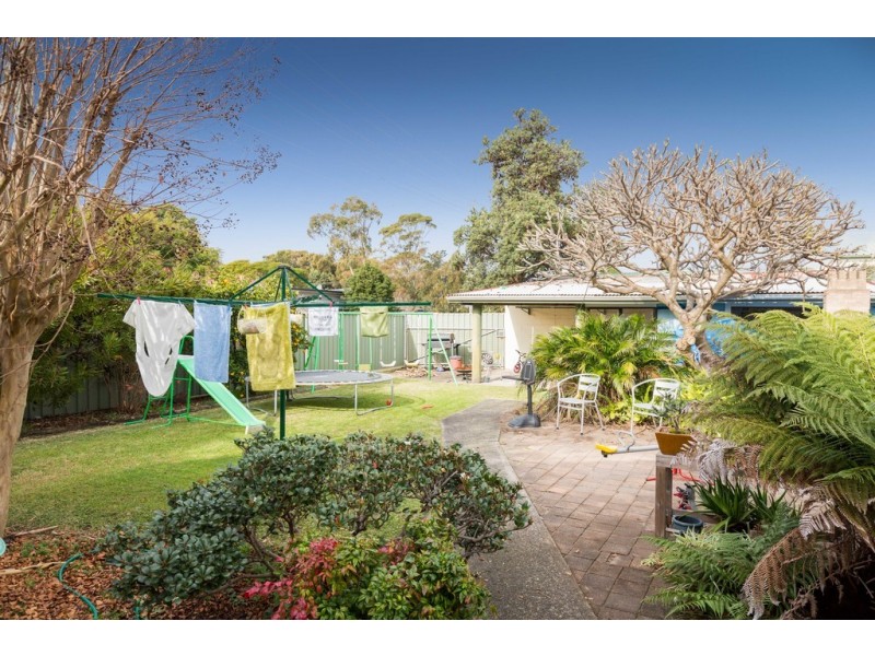 8 Kiara Place, Primbee NSW 2502