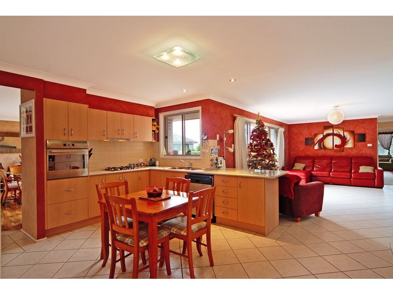 48 Dampier Crescent, Shell Cove NSW 2529
