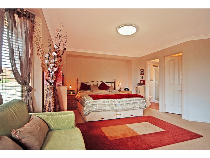48 Dampier Crescent, Shell Cove NSW 2529