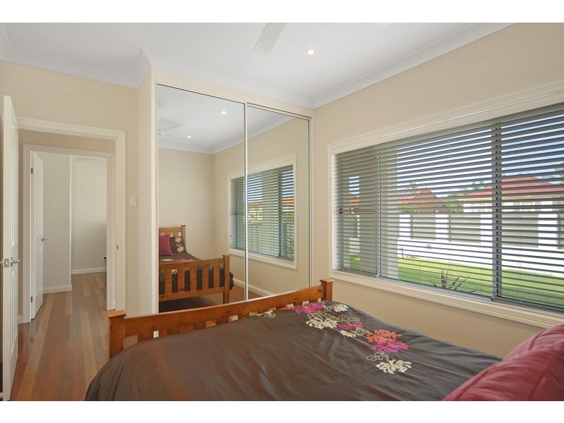 130 Osborne Parade, Warilla NSW 2528